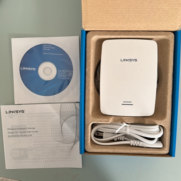 LINKSYS | RE 3000W N300 | Wi-Fi Range Extender - Picture 6 of 7